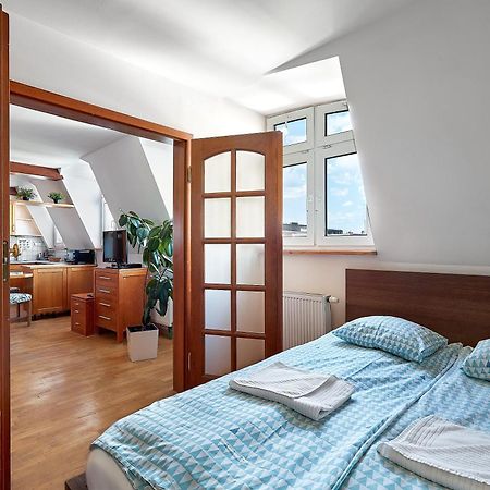 Tatamka Apartments Варшава Екстериор снимка